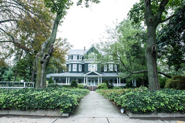 Cedars & Beeches Bed & Breakfast Long Branch Buitenkant foto