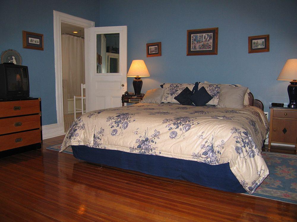 Cedars & Beeches Bed & Breakfast Long Branch Buitenkant foto